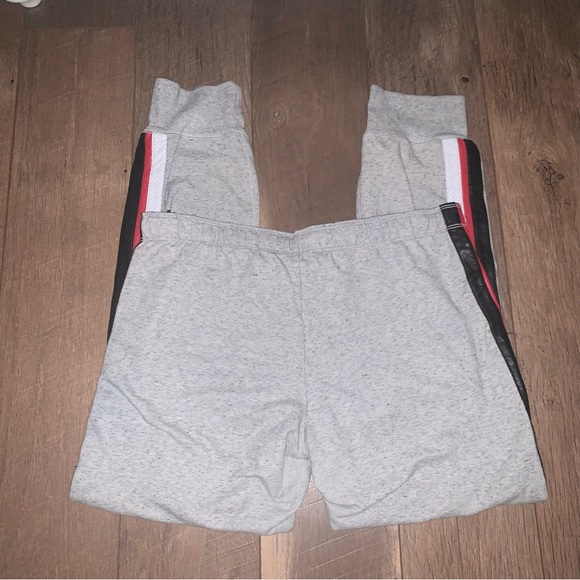 PINK Victoria’s Secret Joggers Sweatpants Gray Red Black Size Large - Picture 2 of 5